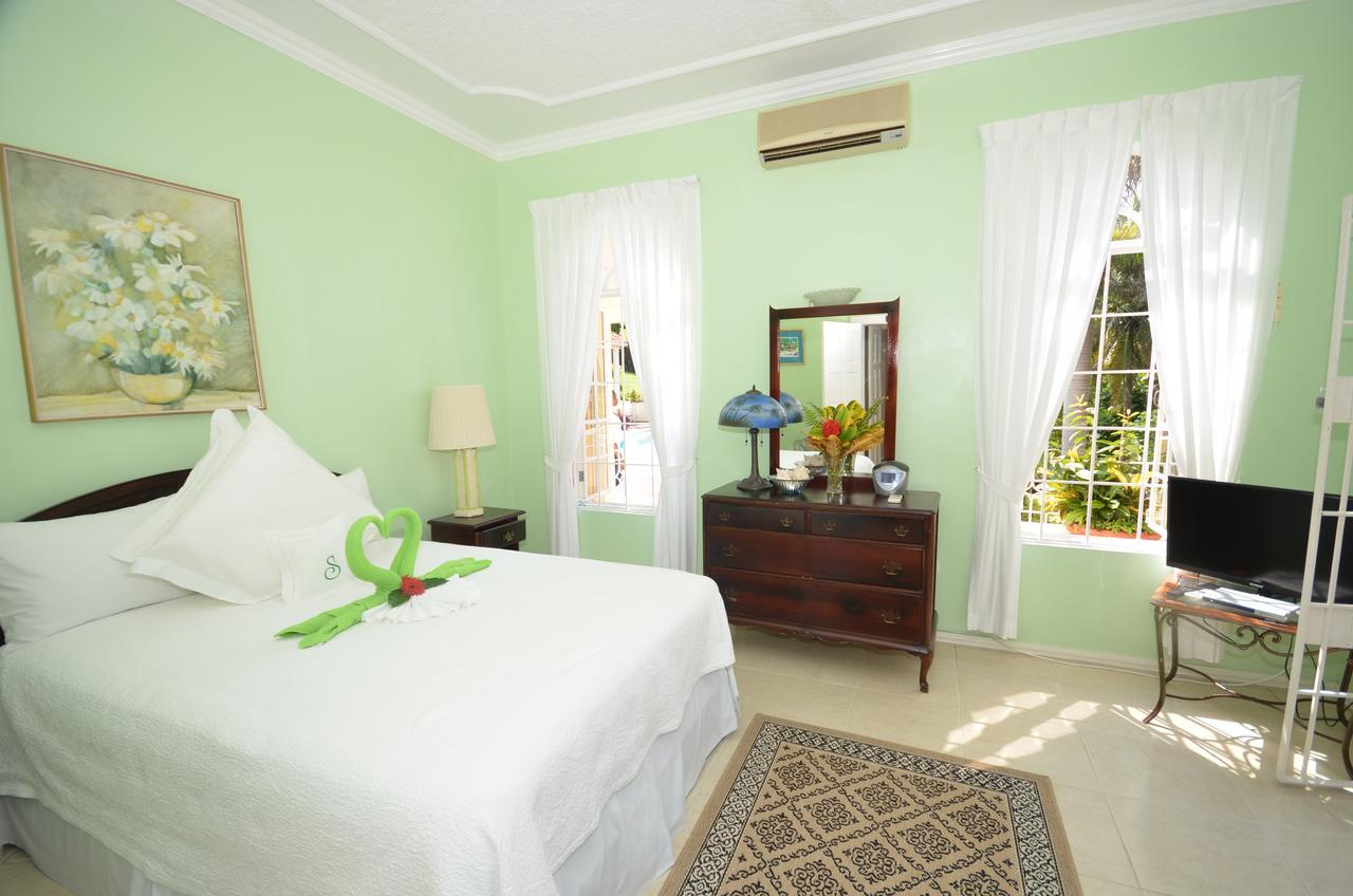 Summerhill Four Bedroom Villa 蒙特哥贝 外观 照片